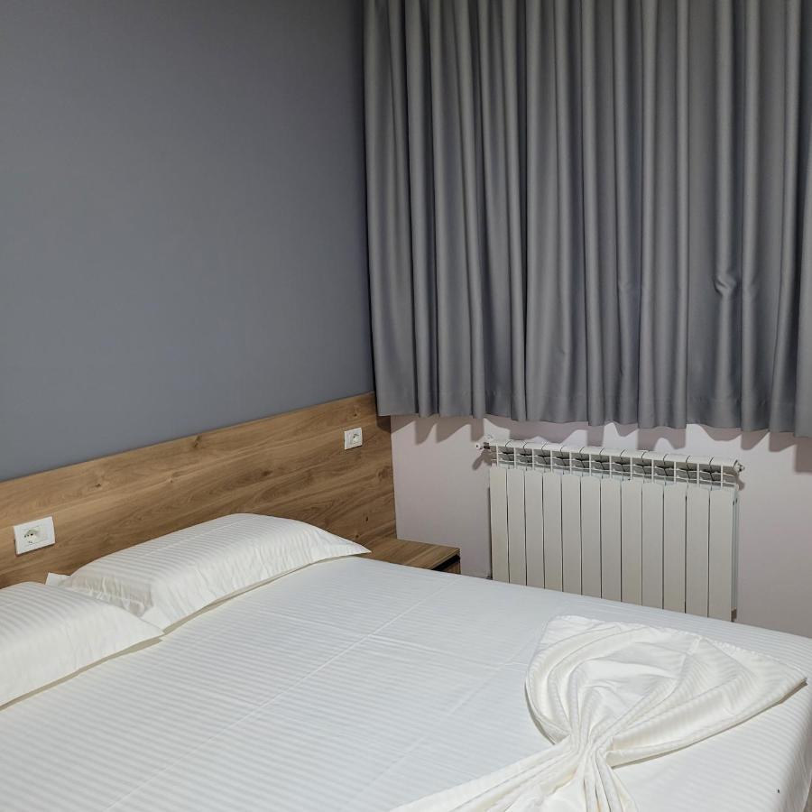 Hotel Erandi Ринас Экстерьер фото
