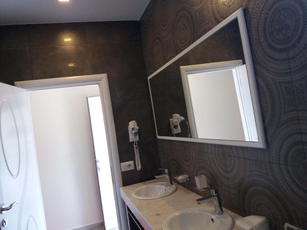 Hotel Erandi Ринас Экстерьер фото