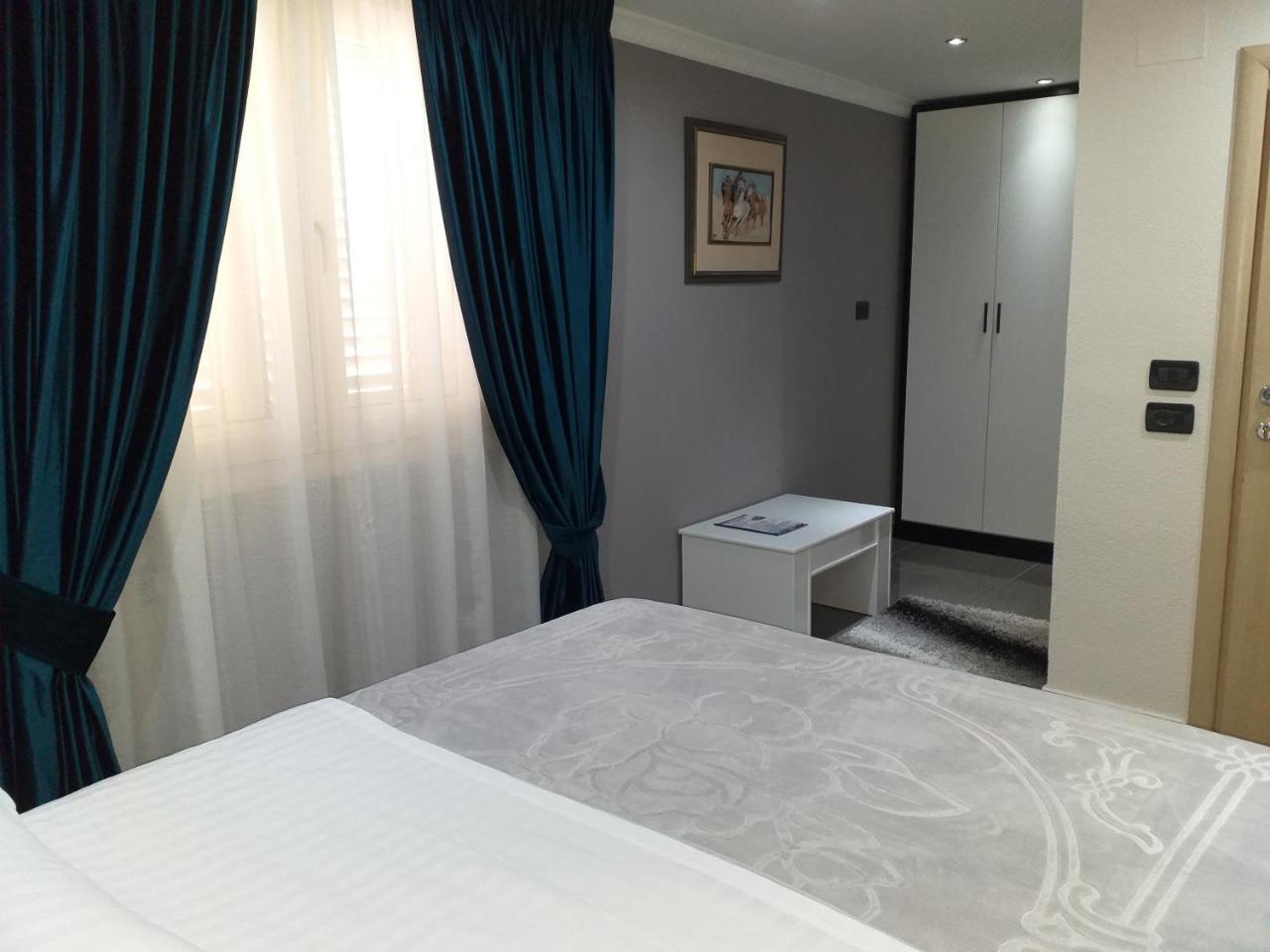 Hotel Erandi Ринас Экстерьер фото
